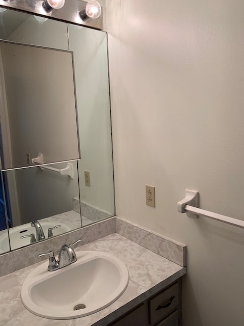 Building Photo - West End/Vanderbilt Area 2 Bedroom Townhome