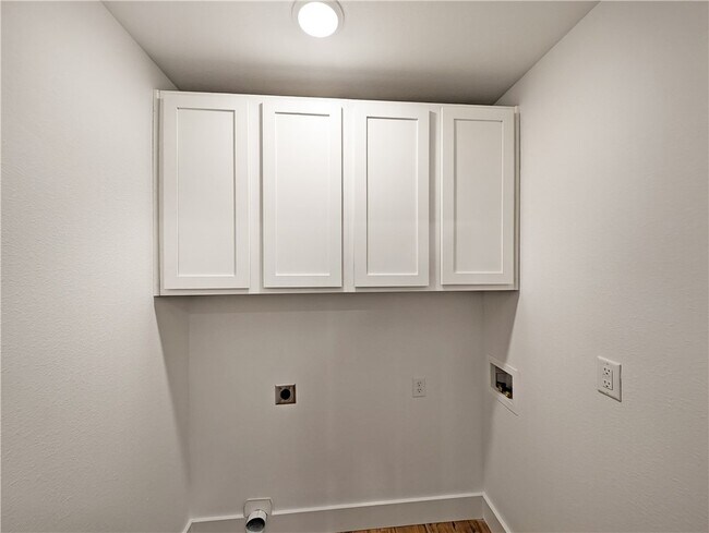 Building Photo - 1214 Nedra Dr