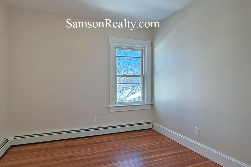 Building Photo - 178 Hillside Ave