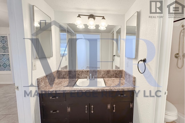 Building Photo - 3Bed/2Bath Home Scottsdale/Thomas! $199 MOVE-IN SPECIAL! Ready for Immediate Move-In!