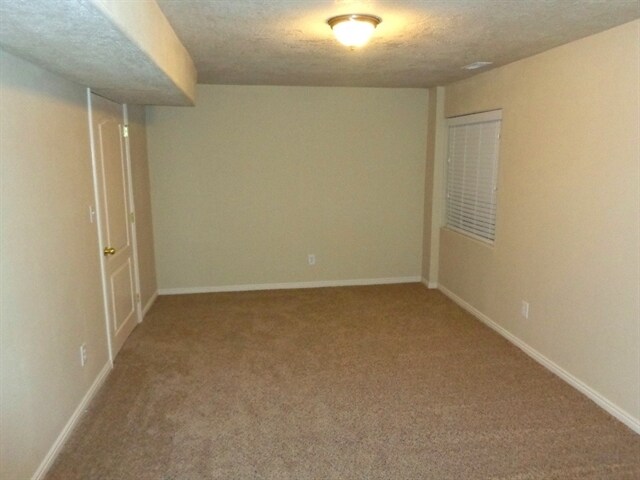 Building Photo - 105 W 1200 S