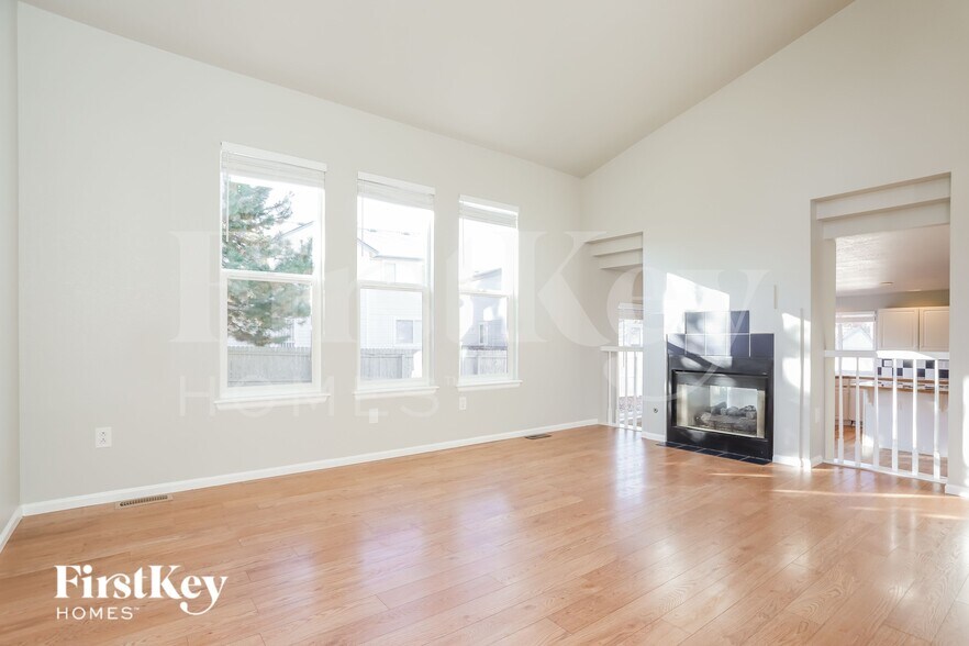 Building Photo - 19032 E Whitaker Pl