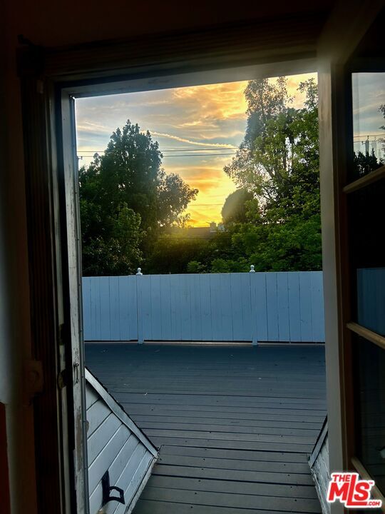 Building Photo - 4309 Gentry Ave