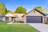 Building Photo - 707 Park Ln