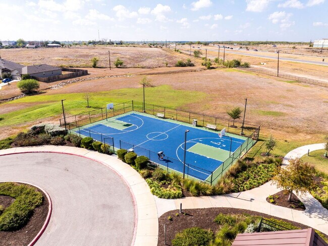 Building Photo - Charming Modern Home with Premium Amenitie...