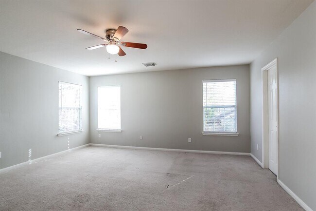 Building Photo - 6523 Bluestone Springs Ln