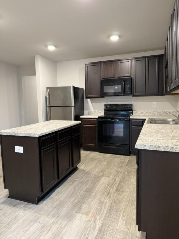 Building Photo - 125 Red Bay Rd