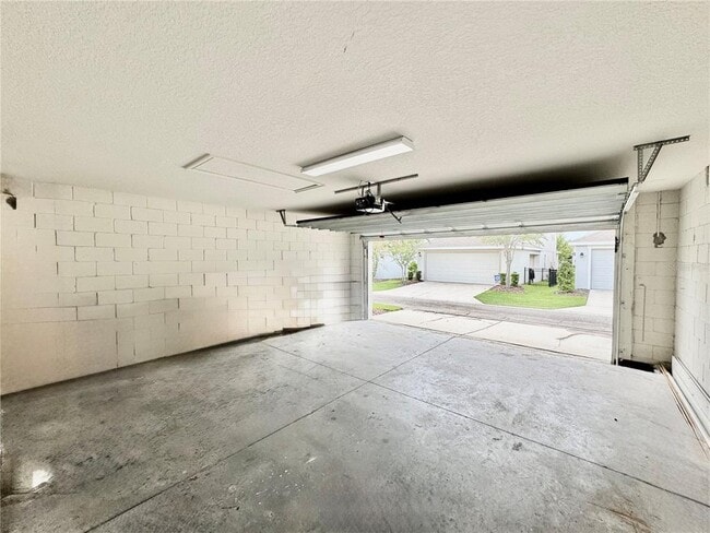 Building Photo - 7208 Milestone Dr