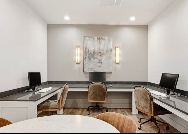 Building Photo - Harper Flatts - hf