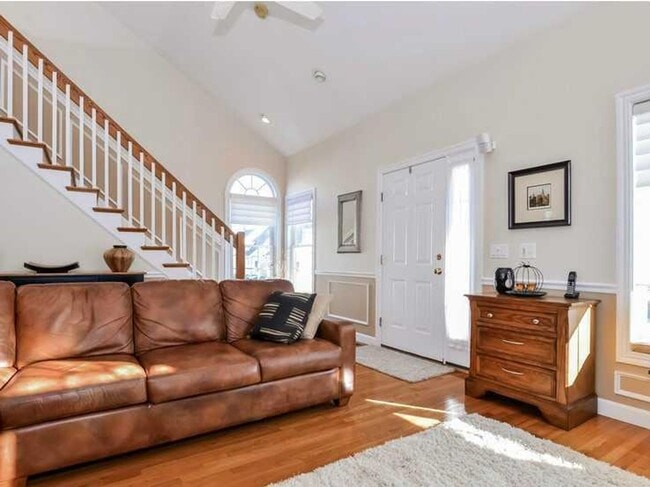 Building Photo - ****Cranston/Newbury Village – Exclusive T...