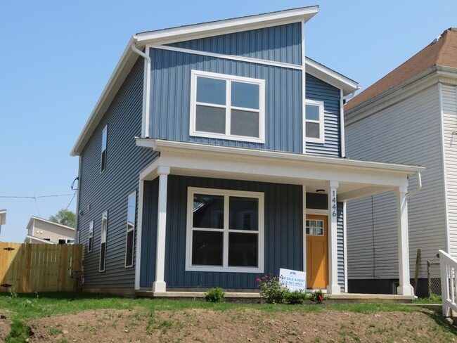 Primary Photo - 1446 Wendell Ave