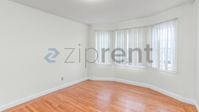 Building Photo - 1578 43rd Ave