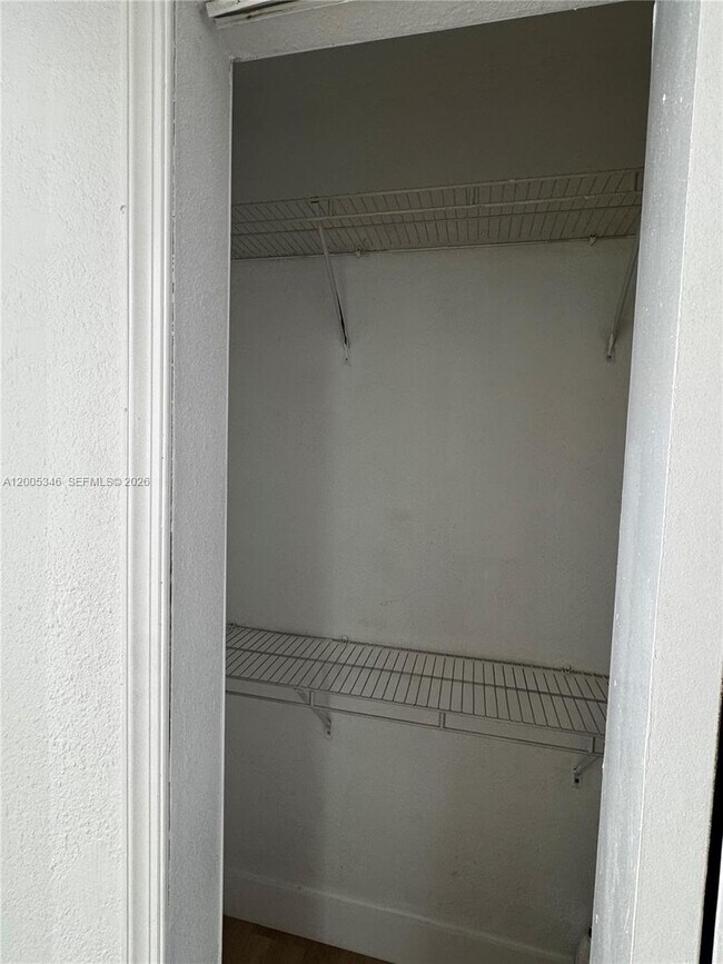 Building Photo - 7928 Harding Ave