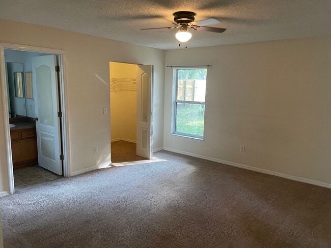 Master Bedroom with Walk-In Closet - 424 N Savary Ave