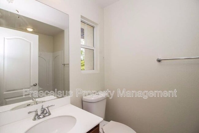 Building Photo - 1663 Claret Cup Dr