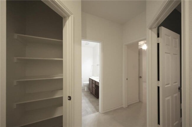 Building Photo - 2519 Midnight Star Dr