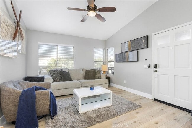 Building Photo - 181 California Ct