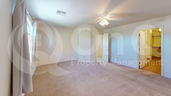 Building Photo - 13224 E Coyote Well Dr