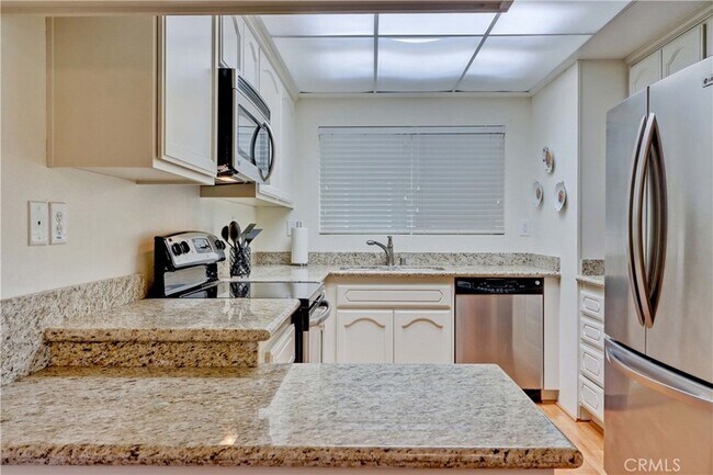Building Photo - 3249 San Amadeo