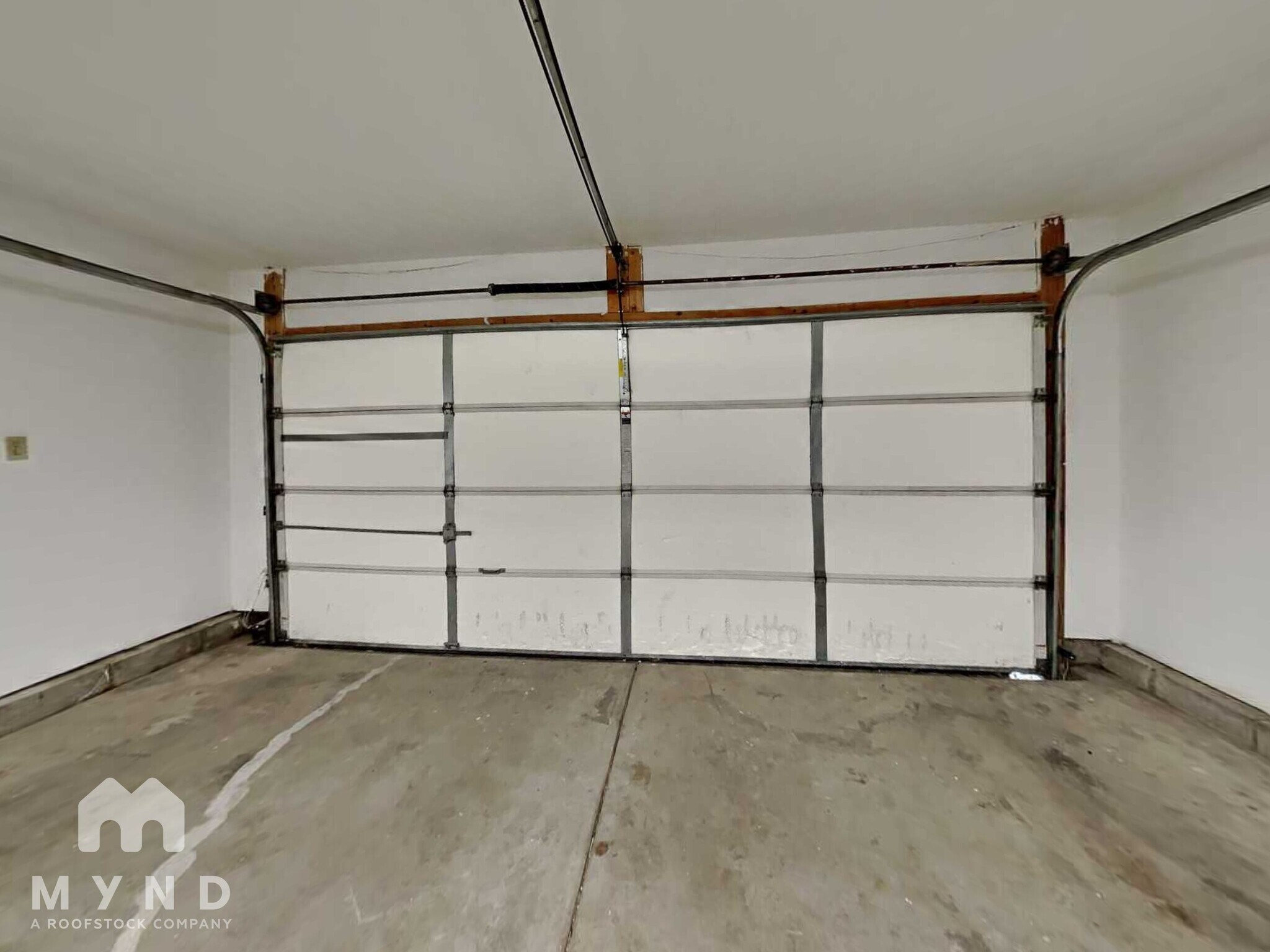 Building Photo - 447 Ashby Dr