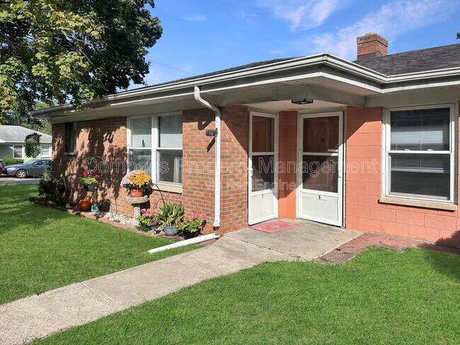 Primary Photo - 9 Ridgewood St