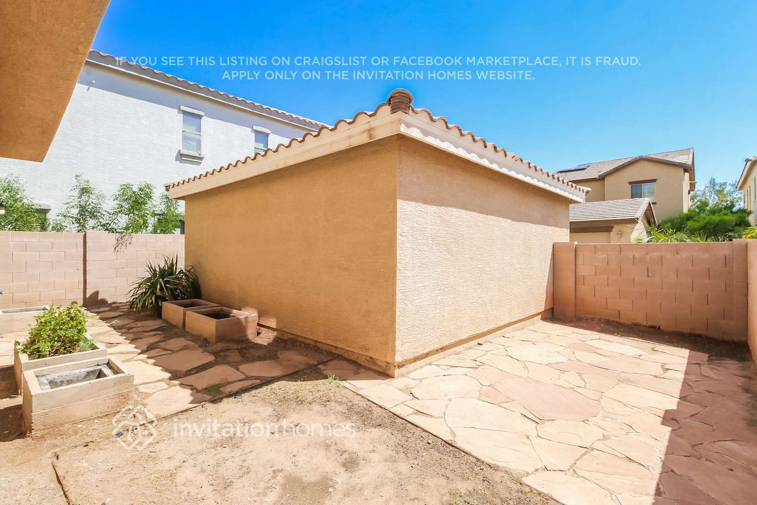 Building Photo - 445 N Citrus Ln