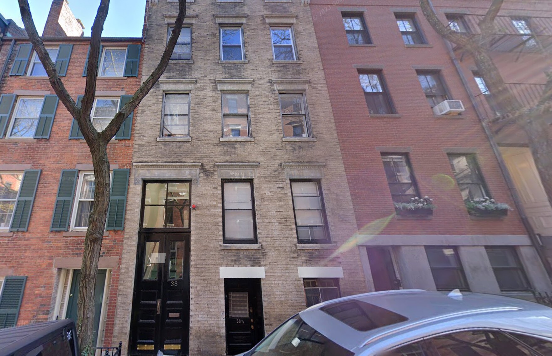 Building Photo - 37 Garden St