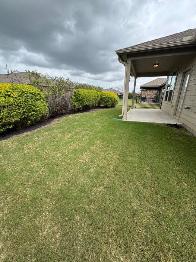 Building Photo - 3218 Chimney Swift Ln
