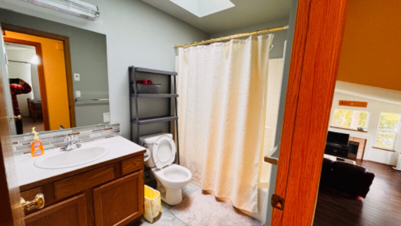 Building Photo - 6904 54th Pl NE