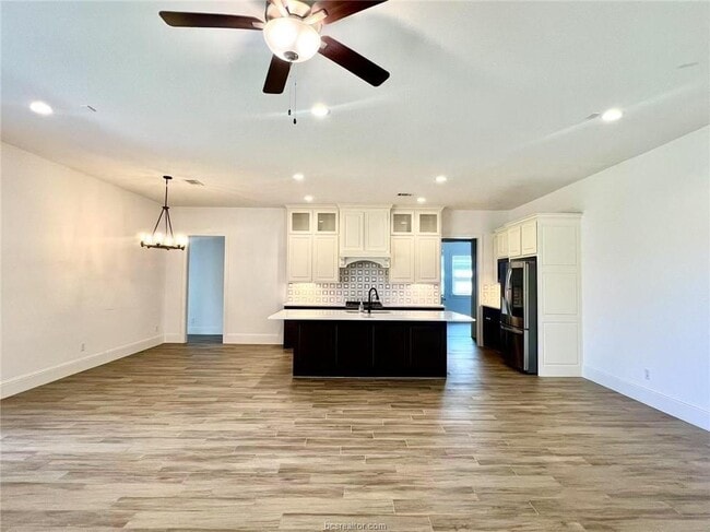 Building Photo - 3903 Eskew Dr