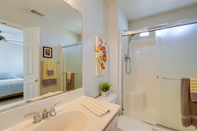 Building Photo - 16431 W Boulder Vista Dr