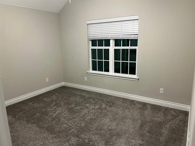 Building Photo - 1001 Hardaway Ln