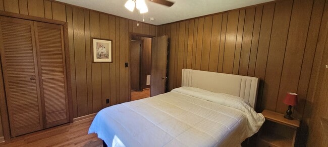 Building Photo - 203 Church Hollow Rd