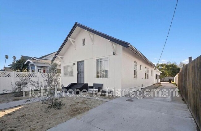 Primary Photo - 730 E 48th St