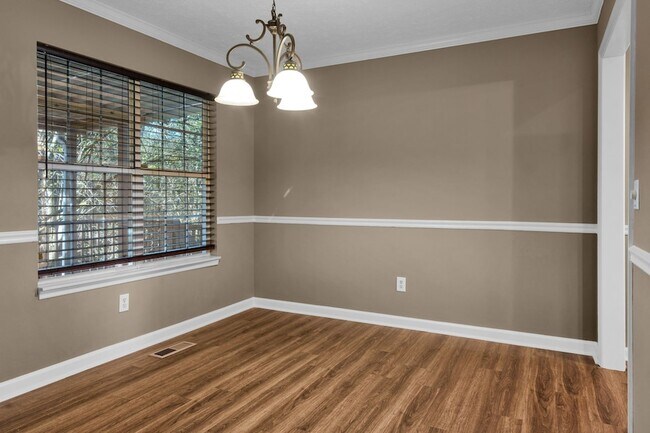 Building Photo - 1409 Aaronwood Dr