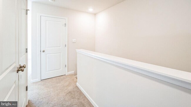 Building Photo - 178 Bell Ct
