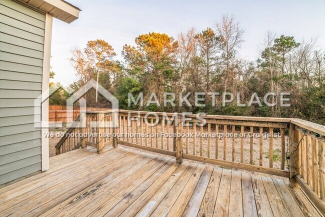 Building Photo - 405 Peppermint Dr