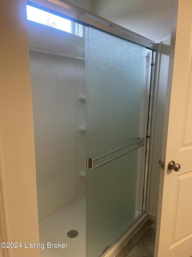 Building Photo - 804 Harland Ct