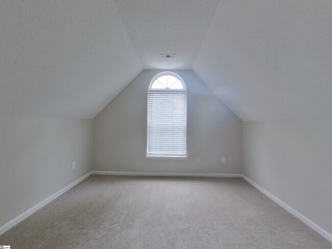 Building Photo - 403 Ashridge Way