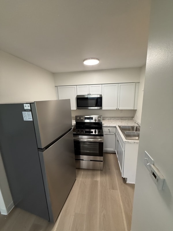 Building Photo - 116 Shepard St