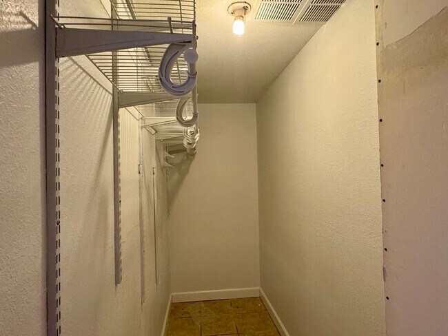 Building Photo - For Rent in St. Robert, MO – Spacious 4 Bed / 3 Bath Home