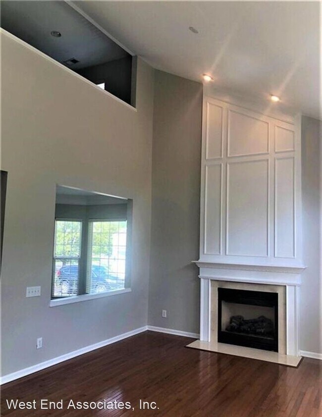 Building Photo - 3 br, 2.5 bath House - 5264 High Vista Drive