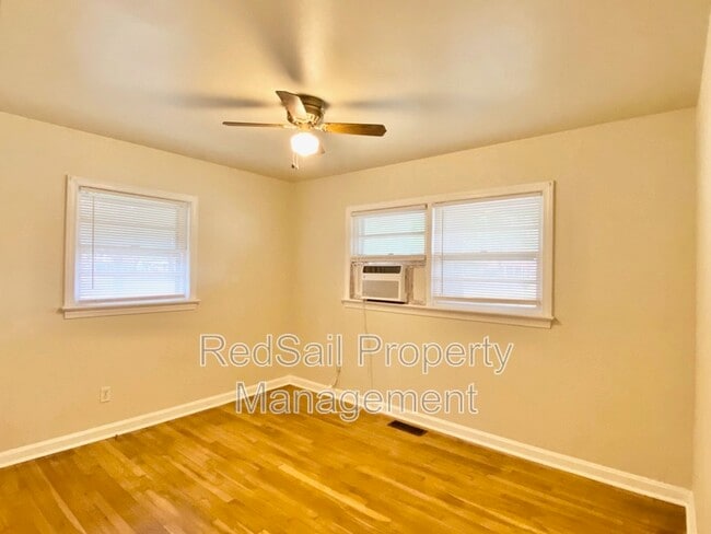 Building Photo - 18 Ivy Farms Rd