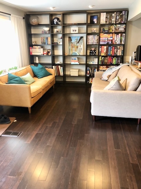 Building Photo - 15 Robin Ridge Ct