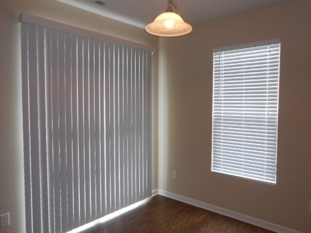 Building Photo - 7266 Rondeau Dr