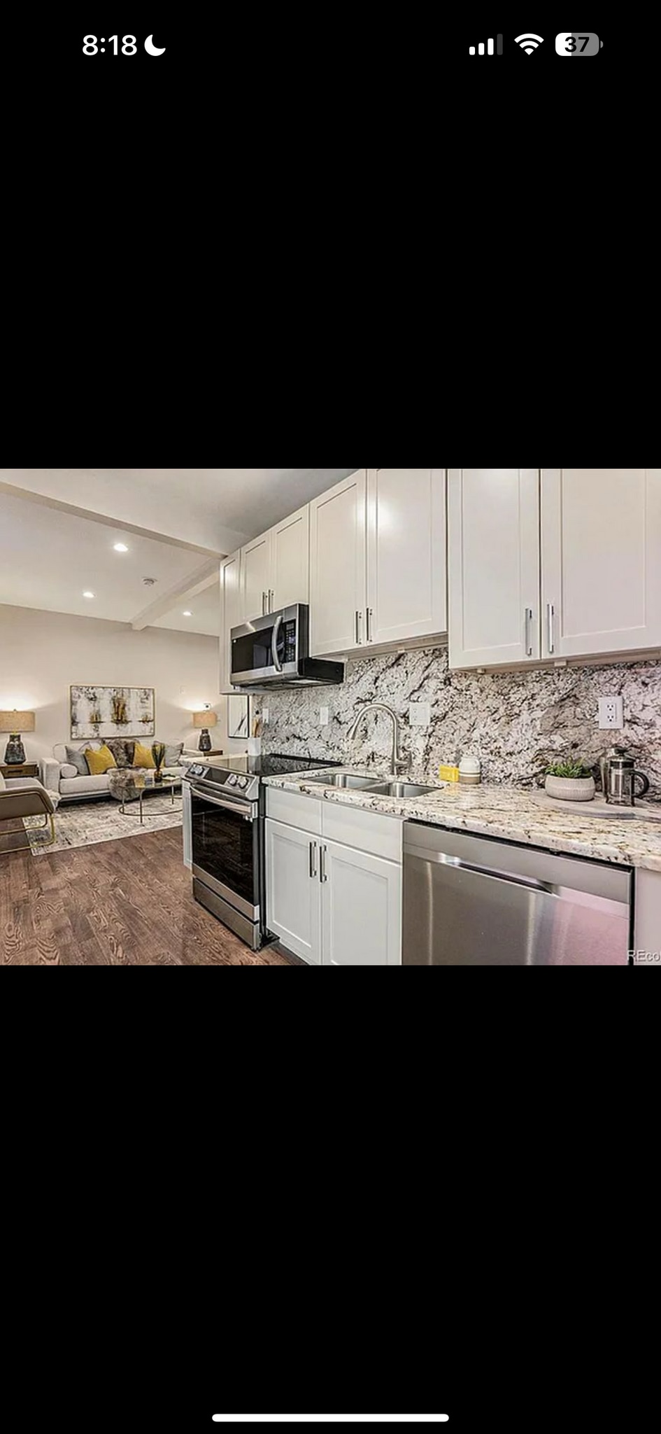 Kitchen/Living Room - 406 S Pearl St