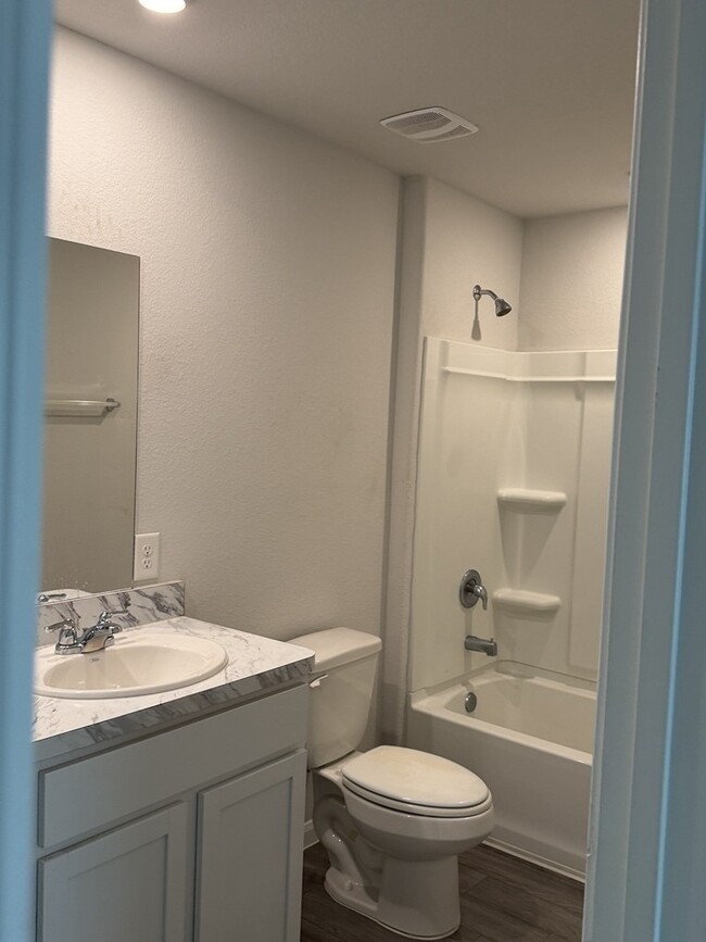 Building Photo - 89 Rd 51026