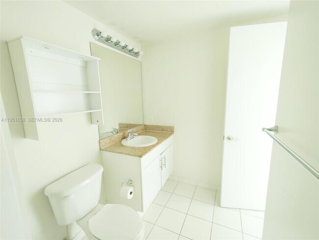 Building Photo - 1871 NW S River Dr