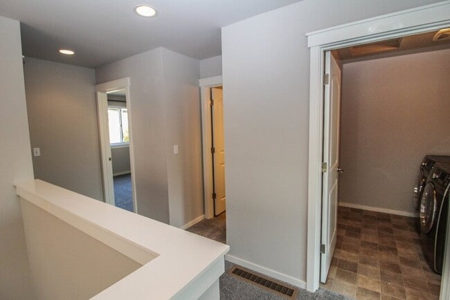 Building Photo - 319 204th St SE