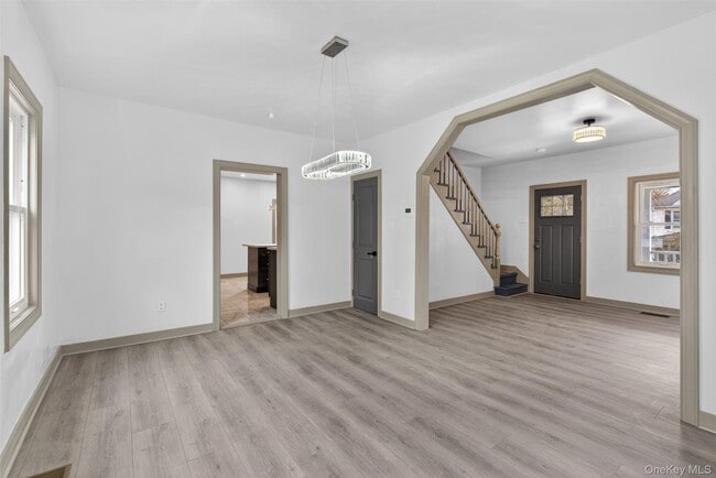 Building Photo - 62 Poplar St